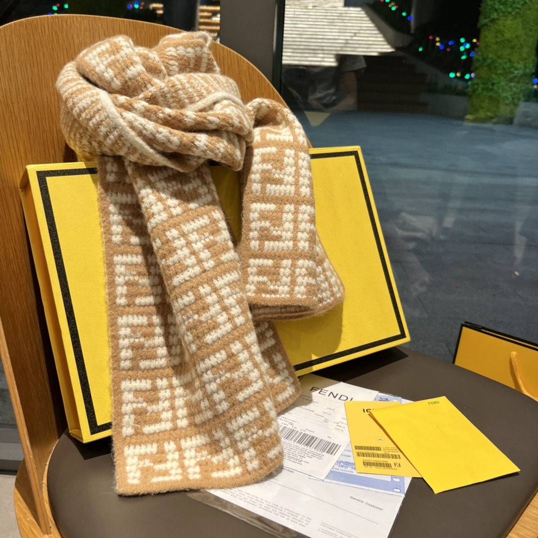 Fendi Scarf-31*180CM